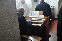 Christian à l'orgue